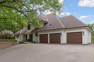 6 Spring Farm Ln, North Oaks, MN 55127 - Photo 2