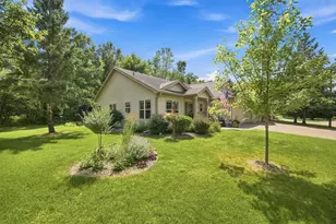 27732 Woodland Dr, Chisago City, MN 55013 - Photo 2
