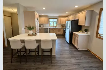 2608 10th Street SW, Willmar, MN 56201 - Photo 4