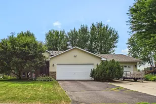 739 Kirche Hill Dr, Carver, MN 55315 - Photo 26