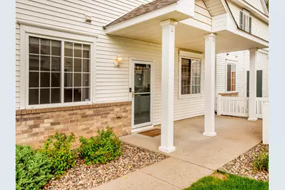 11011 Oak Grove Circle #B, Woodbury, MN 55129 - Photo 8