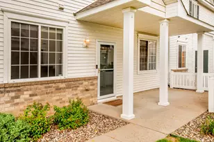11011 Oak Grv Cir, Woodbury, MN 55129 - Photo 8