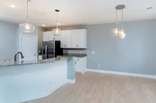 11011 Oak Grv Cir, Woodbury, MN 55129 - Photo 16