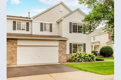 11011 Oak Grove Circle #B, Woodbury, MN 55129 - Photo 4