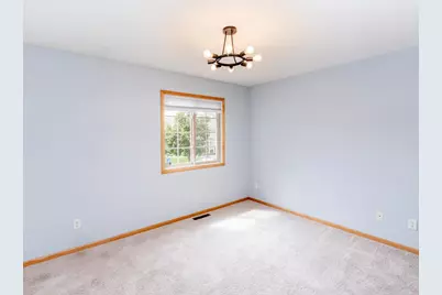 11011 Oak Grove Circle #B, Woodbury, MN 55129 - Photo 24