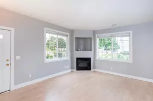 11011 Oak Grv Cir, Woodbury, MN 55129 - Photo 12