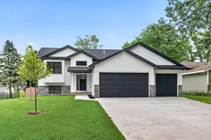 10717 Lincoln St NE, Blaine, MN 55434 - Photo 30