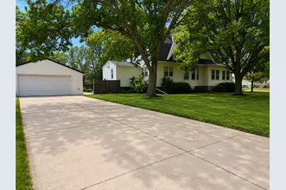 98 Vernon Avenue, Morgan, MN 56266 - Photo 2