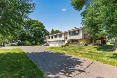 4297 Evergreen Drive, Vadnais Heights, MN 55127 - Photo 4