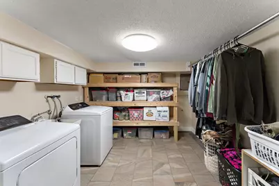 2132 Atlantic Street, Maplewood, MN 55109 - Photo 28