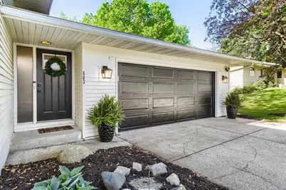 503 Highland Drive, Chanhassen, MN 55317 - Photo 2