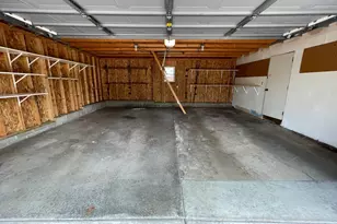 4366 Thomas Ave N, Minneapolis, MN 55412 - Photo 52
