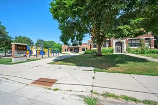 4366 Thomas Ave N, Minneapolis, MN 55412 - Photo 52