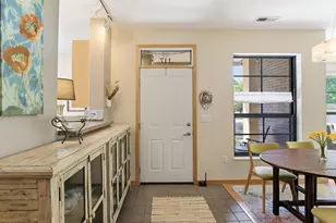 820 Emerald St, Saint Paul, MN 55114 - Photo 10
