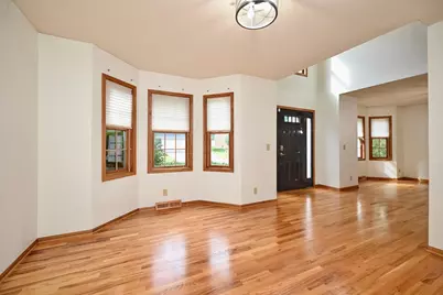 1555 48th Avenue, Winona, MN 55987 - Photo 4