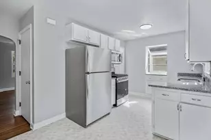 6107 Bryant Ave N, Brooklyn Center, MN 55430 - Photo 8