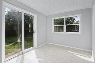 6107 Bryant Ave N, Brooklyn Center, MN 55430 - Photo 12
