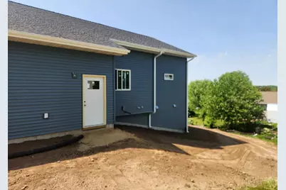 206 Blackhawk Drive, Woodville, WI 54028 - Photo 4