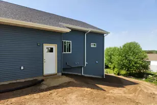 206 Blackhawk Dr, Woodville, WI 54028 - Photo 4