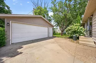 711 15th Ave NE, Rochester, MN 55906 - Photo 34
