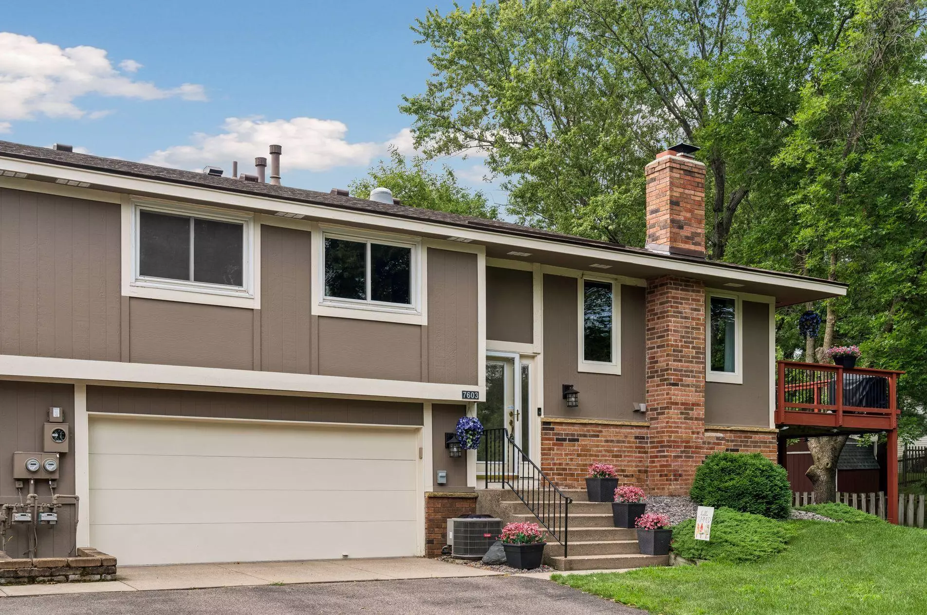 7603 Zinnia Way, Maple Grove, MN 55311 - MLS 7113244 - Coldwell Banker
