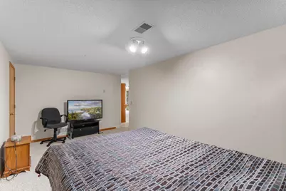 1242 Myrtle Street N, Maplewood, MN 55119 - Photo 42