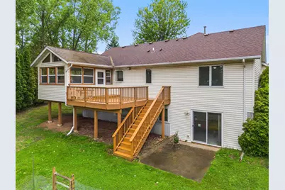 1242 Myrtle Street N, Maplewood, MN 55119 - Photo 4
