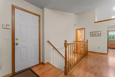 1242 Myrtle Street N, Maplewood, MN 55119 - Photo 14