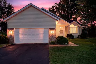 1242 Myrtle Street N, Maplewood, MN 55119 - Photo 2
