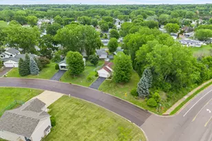 1242 Myrtle St N, Maplewood, MN 55119 - Photo 8