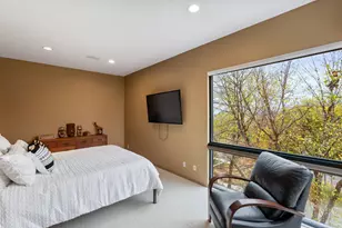 1128 Kenwood Pkwy, Minneapolis, MN 55403 - Photo 54
