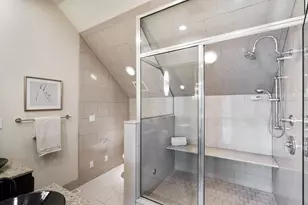 1128 Kenwood Pkwy, Minneapolis, MN 55403 - Photo 66