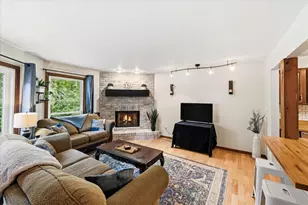 674 Dorland Rd S, Maplewood, MN 55119 - Photo 12
