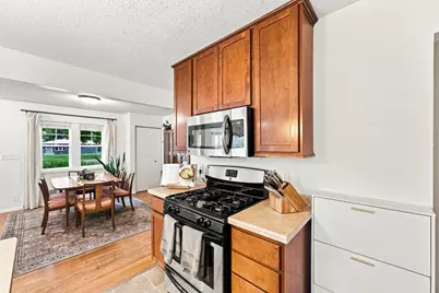4057 Gisella Boulevard, White Bear Lake, MN 55110 - Photo 8