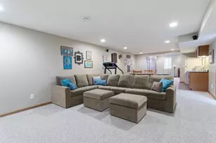 9112 Dunbar Knoll N, Brooklyn Park, MN 55443 - Photo 14