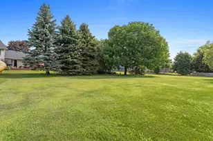 9112 Dunbar Knoll N, Brooklyn Park, MN 55443 - Photo 30