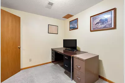 545 Crestview Lane, Owatonna, MN 55060 - Photo 28