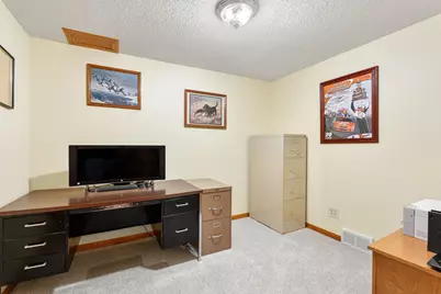 545 Crestview Lane, Owatonna, MN 55060 - Photo 26