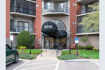 6500 Woodlake Drive #914, Richfield, MN 55423 - Photo 2