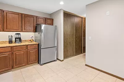 13401 Pepperwood Circle, Minnetonka, MN 55305 - Photo 10
