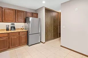 13401 Pepperwood Cir, Minnetonka, MN 55305 - Photo 10