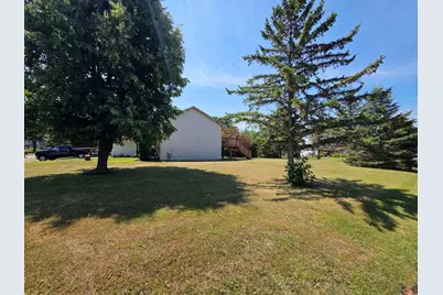 25782 Goldfinch Avenue, Wyoming, MN 55092 - Photo 4