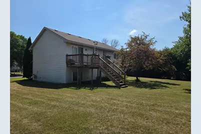 25782 Goldfinch Avenue, Wyoming, MN 55092 - Photo 2