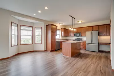 13229 Virginia Avenue S, Savage, MN 55378 - Photo 4