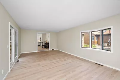 1194 Ruggles Street, Roseville, MN 55113 - Photo 14