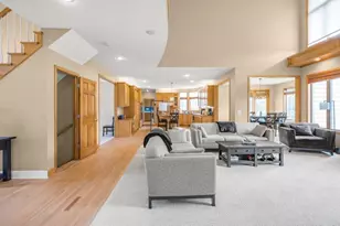 10451 White Tail Crossing, Eden Prairie, MN 55347 - Photo 20