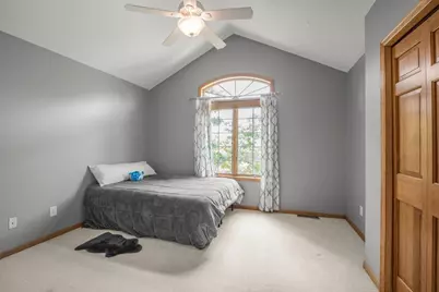 10451 White Tail Crossing, Eden Prairie, MN 55347 - Photo 26