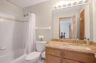10451 White Tail Crossing, Eden Prairie, MN 55347 - Photo 30