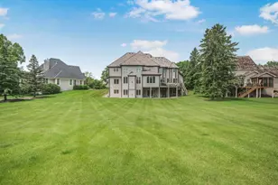 10451 White Tail Crossing, Eden Prairie, MN 55347 - Photo 8