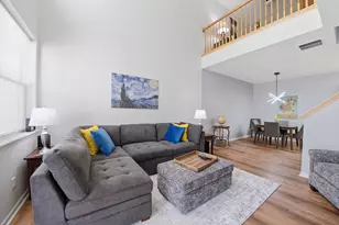 1574 Liberty Cir, Shakopee, MN 55379 - Photo 8